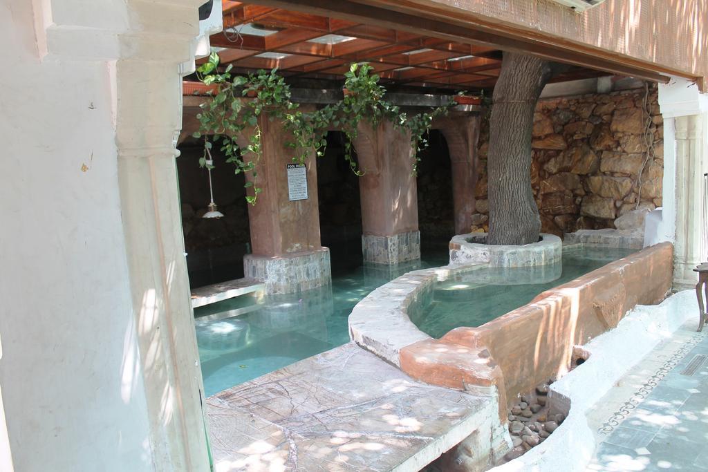 Naila Bagh Palace Heritage Home Hotel جايبور المظهر الخارجي الصورة